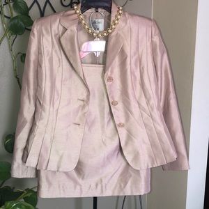 Two piece light wear skirt set